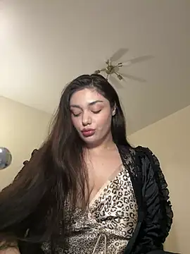 Snapshot of Sweet_Khalifa_ chatting on 02/09/25, 03:23 Sweet Khalifa  online show from 02/09/25, 03:23