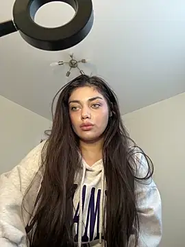 Snapshot of Sweet_Khalifa_ chatting on 02/16/25, 02:21 Sweet Khalifa  online show from 02/16/25, 02:21