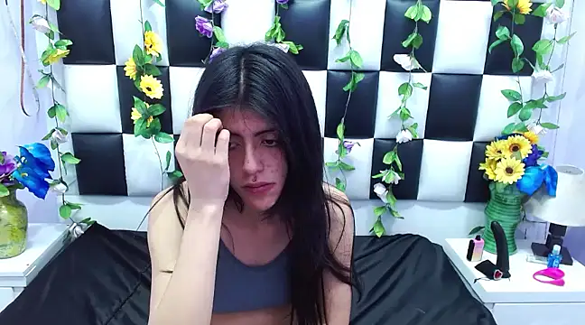 Morgana Smit online show from 02/14/25, 07:23