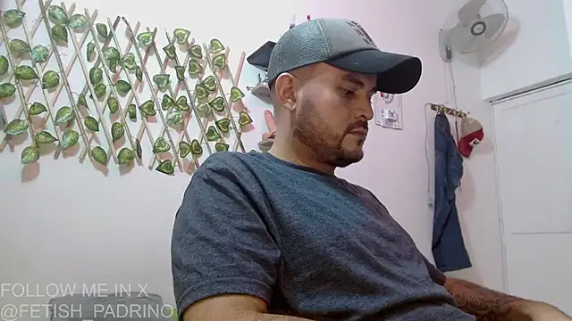 fetish padrino online show from 03/18/25, 01:43