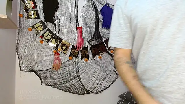 fetish padrino online show from 10/11/25, 06:39