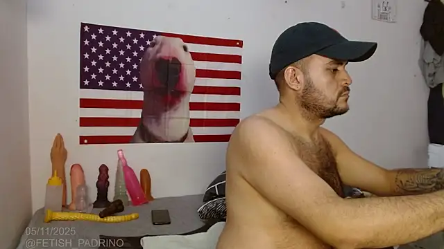 fetish padrino online show from 11/06/25, 04:02