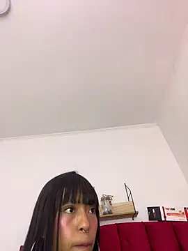 bonnie 18x online show from 12/19/24, 05:29