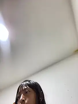 bonnie 18x online show from 01/23/25, 02:23