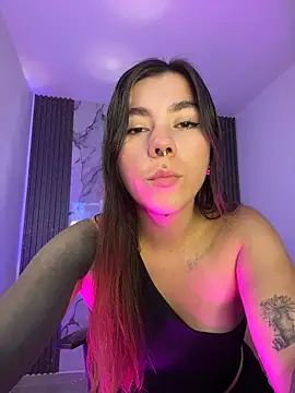 luccianagreyy online show from 04/28/26, 11:59
