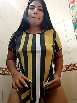 Snapshot of steisy325 chatting on 12/01/24, 04:51 steisy325 online show from 12/01/24, 04:51