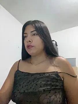 Snapshot of steisy325 chatting on 12/07/24, 10:45 steisy325 online show from 12/07/24, 10:45