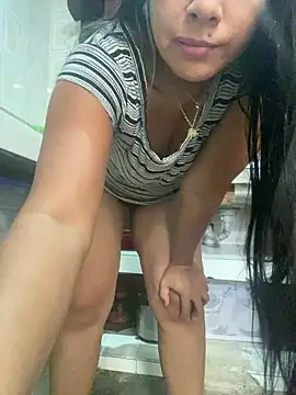 Snapshot of steisy325 chatting on 01/29/25, 02:32 steisy325 online show from 01/29/25, 02:32