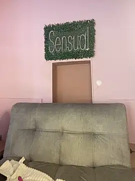 PoliBenett  online show from 01/11/25, 12:33