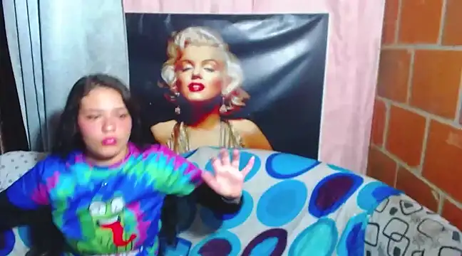 emily 69 porno online show from 12/16/24, 12:59