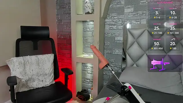 Snapshot of Aron_Bolt chatting on 02/10/25, 08:10 Aron Bolt online show from 02/10/25, 08:10