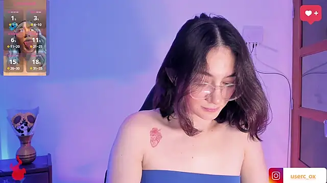 Snapshot of haanna_thompsoon chatting on 12/22/24, 11:20 haanna thompsoon online show from 12/22/24, 11:20