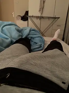 jessieandjames29 online show from 02/26/25, 04:45