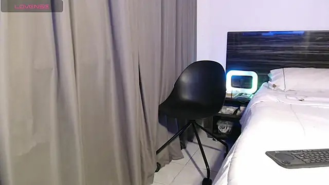 FaustoCock online show from 12/04/25, 07:11