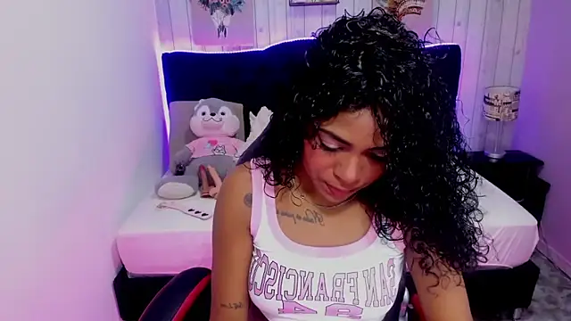 Edelaine rogers online show from 09/12/25, 05:07