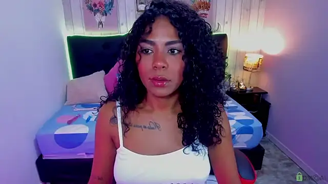 Edelaine rogers online show from 09/26/25, 05:33