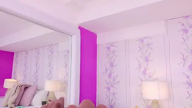 Snapshot of HazelMoret chatting on 10/03/25, 11:51 HazelMoret online show from 10/03/25, 11:51