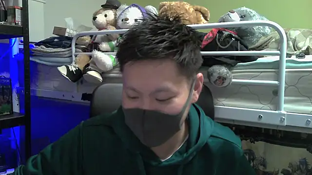 Owl1216 online show from 12/30/24, 01:47