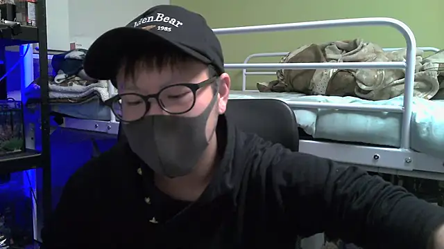 Owl1216 online show from 02/17/25, 11:44