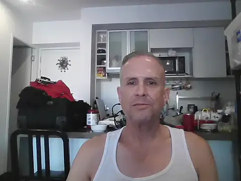 Snapshot of Diegoperrote682661 chatting on 04/26/26, 10:18 Diegoperrote682661 online show from 04/26/26, 10:18