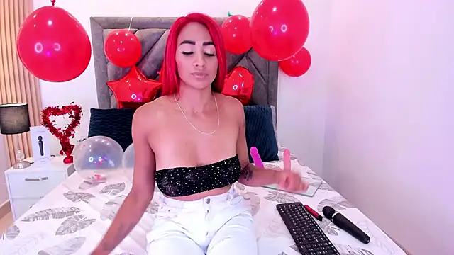 ValeryPettry 1 online show from 02/15/25, 03:42