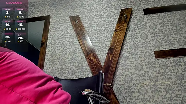 Snapshot of Mia_scarlet69 chatting on 03/01/25, 12:12 Mia scarlet69 online show from 03/01/25, 12:12