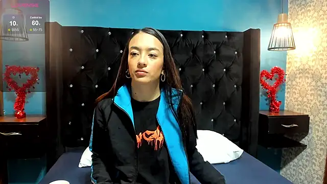 Snapshot of Mia_scarlet69 chatting on 03/13/25, 12:13 Mia scarlet69 online show from 03/13/25, 12:13