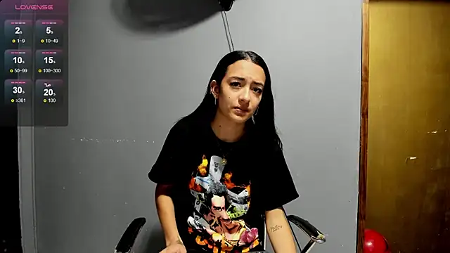 Snapshot of Mia_scarlet69 chatting on 03/19/25, 12:12 Mia scarlet69 online show from 03/19/25, 12:12