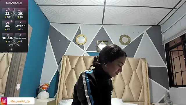 Snapshot of Mia_scarlet69 chatting on 09/20/25, 12:06 Mia scarlet69 online show from 09/20/25, 12:06