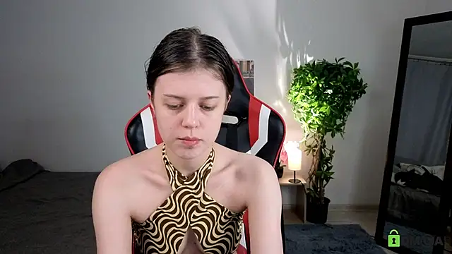 Este Glen online show from 10/30/25, 12:01