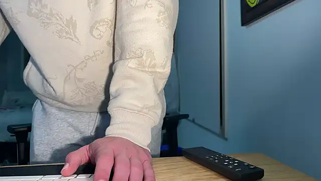 Dylansd online show from 12/31/24, 04:49