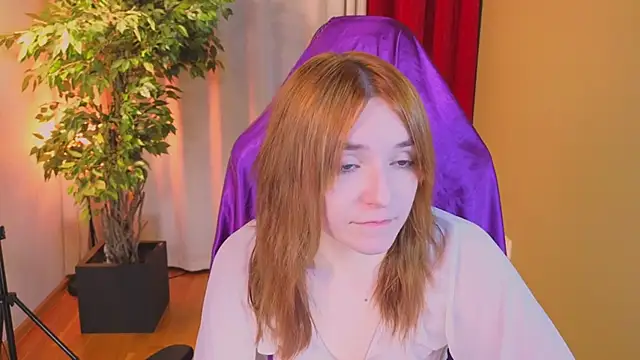 Rita flame online show from 10/04/25, 08:51