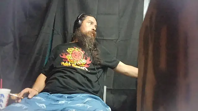 linksjack1010 online show from 02/03/25, 02:55