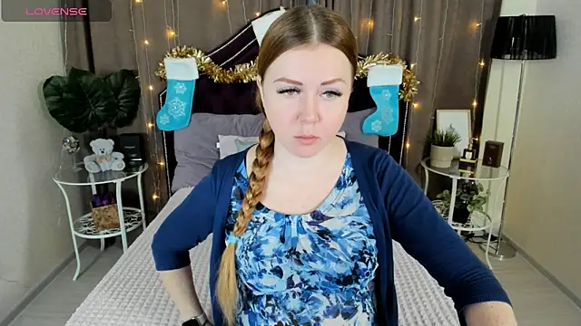 BettyBloom69 online show from 12/13/24, 04:22