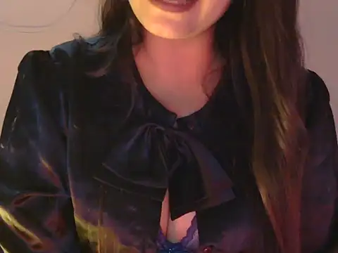 Snapshot of diva-22 chatting on 11/11/25, 03:12 diva-22 online show from 11/11/25, 03:12