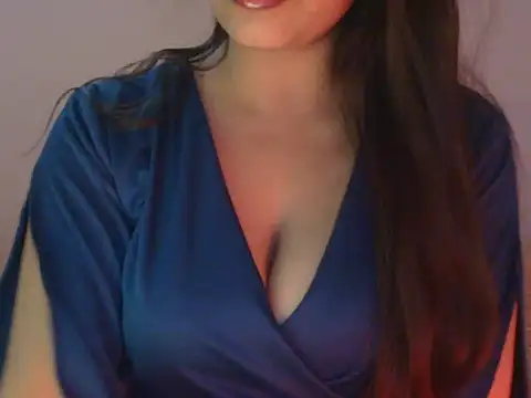 Snapshot of diva-22 chatting on 02/07/26, 02:10 diva-22 online show from 02/07/26, 02:10