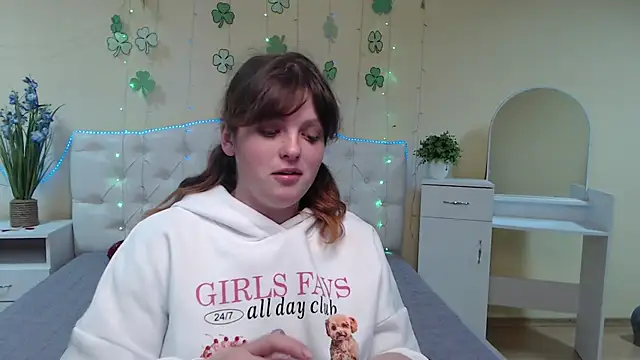 StaceyLex online show from 03/19/25, 06:35