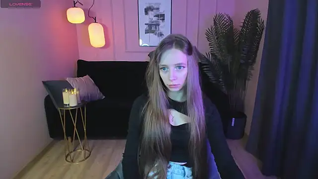 Snapshot of OliviaGentle chatting on 01/03/25, 01:16 OliviaGentle online show from 01/03/25, 01:16