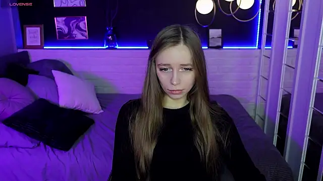 Snapshot of OliviaGentle chatting on 01/05/25, 10:19 OliviaGentle online show from 01/05/25, 10:19