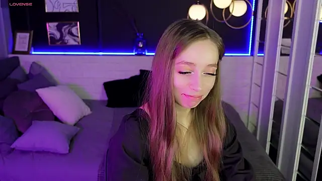 Snapshot of OliviaGentle chatting on 01/12/25, 01:00 OliviaGentle online show from 01/12/25, 01:00