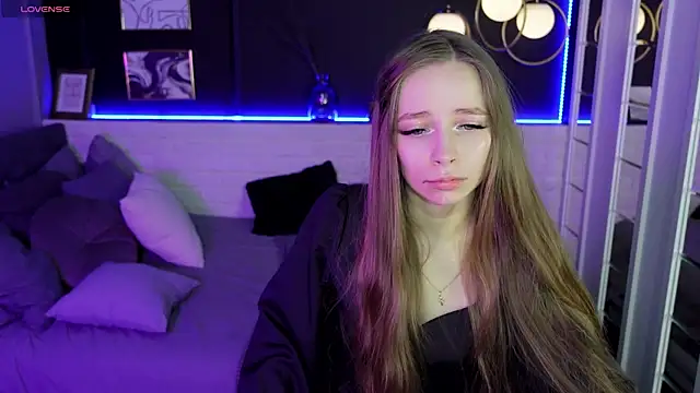 Snapshot of OliviaGentle chatting on 01/12/25, 04:10 OliviaGentle online show from 01/12/25, 04:10