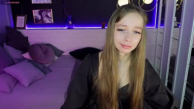 Snapshot of OliviaGentle chatting on 01/17/25, 01:25 OliviaGentle online show from 01/17/25, 01:25