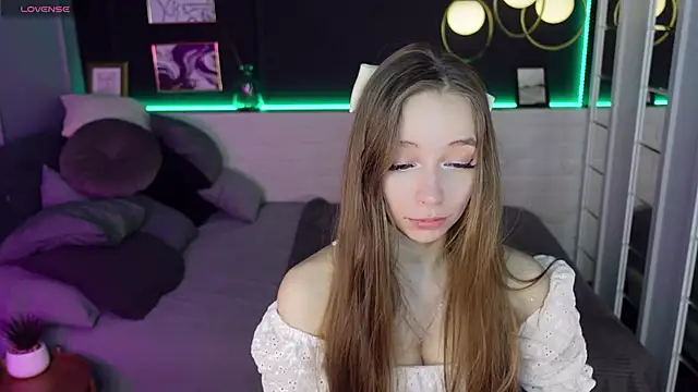 Snapshot of OliviaGentle chatting on 01/21/25, 02:11 OliviaGentle online show from 01/21/25, 02:11