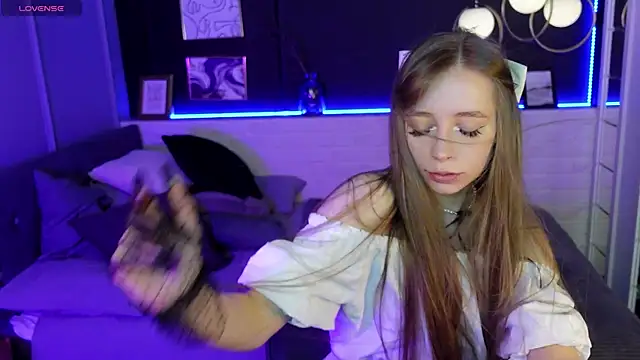 Snapshot of OliviaGentle chatting on 01/25/25, 05:51 OliviaGentle online show from 01/25/25, 05:51