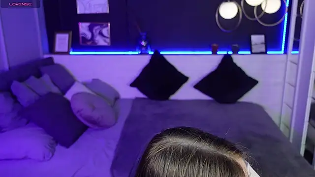 Snapshot of OliviaGentle chatting on 01/26/25, 10:57 OliviaGentle online show from 01/26/25, 10:57