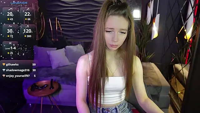 Snapshot of OliviaGentle chatting on 02/12/25, 01:30 OliviaGentle online show from 02/12/25, 01:30