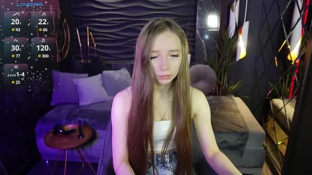 Snapshot of OliviaGentle chatting on 02/12/25, 04:33 OliviaGentle online show from 02/12/25, 04:33