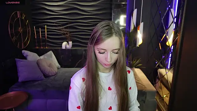 Snapshot of OliviaGentle chatting on 03/06/25, 04:08 OliviaGentle online show from 03/06/25, 04:08