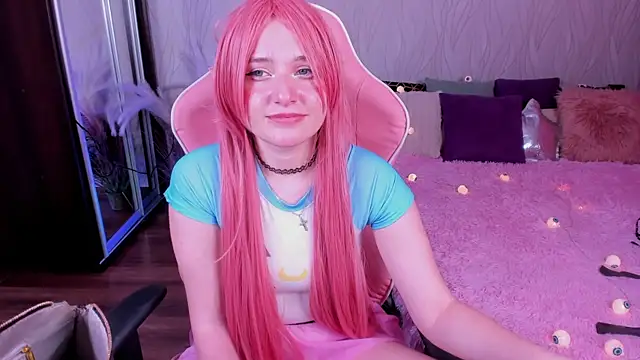 LisaElfy online show from 12/22/24, 10:15