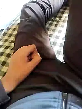 black cobra70 online show from 12/26/24, 06:30